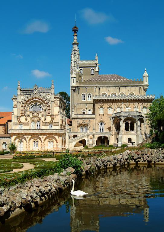 Bussaco Palace Hotel: Book this hotel by clicking on the image.