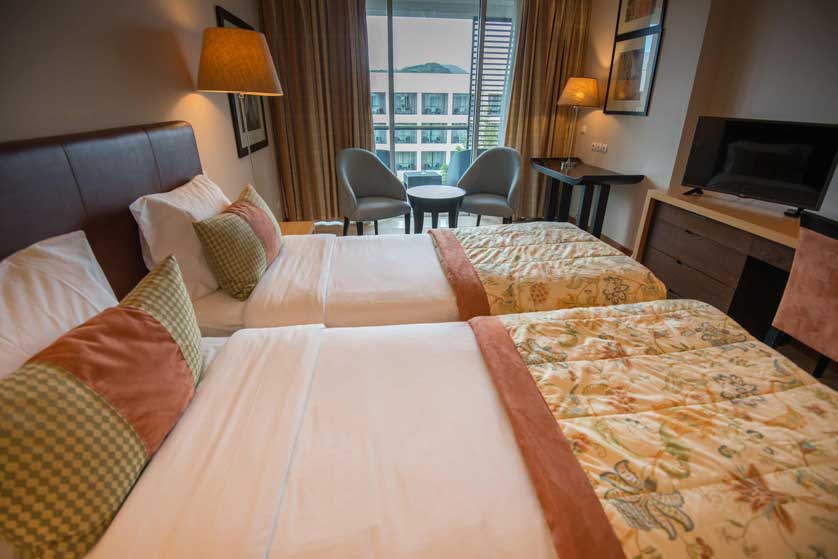 Book the Azoris Royal Garden - Leisure & Conference Hotel Royal Garden Hotel, The Azores.