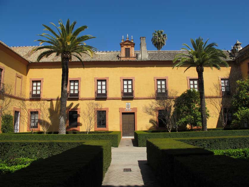 Patio del Crucero at the palace.