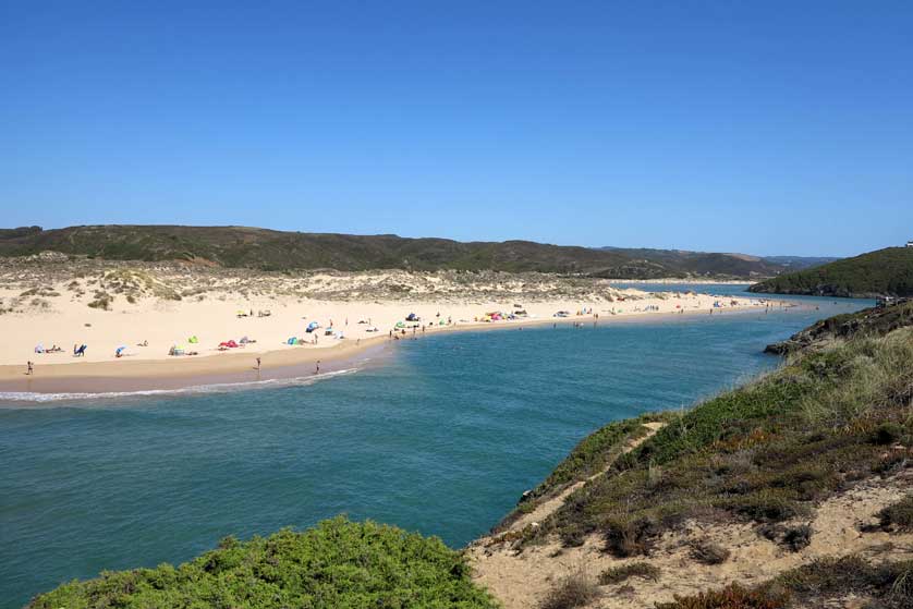 Praia da Amoreira, Aljezur, Algarve, Portugal.