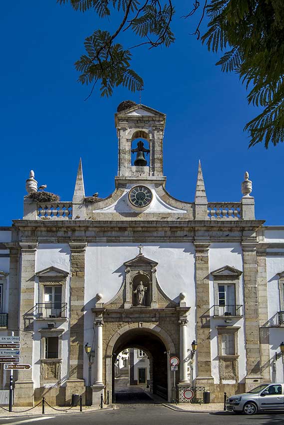 Arco da Vila (Monumento Nacional), Faro, Algarve.