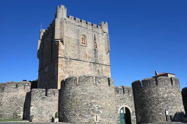 The castle in Bragança.