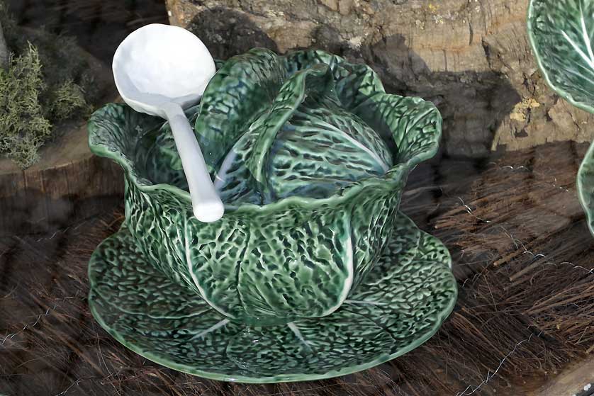 Caldas da Rainha's signature fruit and vegetable tableware ceramics.