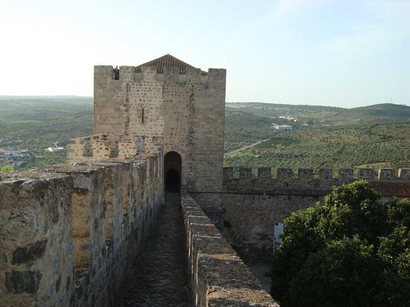 Walls and towers, Elvas Castle, Elvas, Alentejo, Portugal.