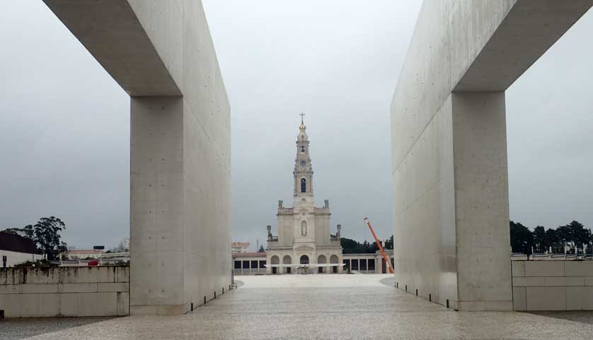 Fatima Basilica de Nossa Senhora do Rosário de Fatima, Portugal.