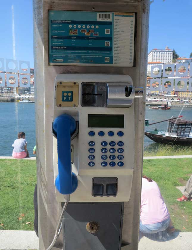 Dialing codes in Portugal Dialing codes in Portugal