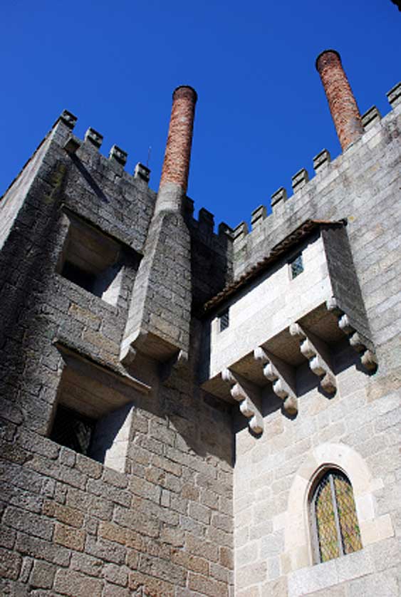 Paco dos Duques, Portugal