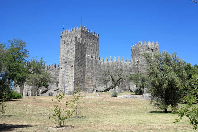 Guimar&atilde;es Castle, Guimar&atilde;es Guide, Guimar&atilde;es.