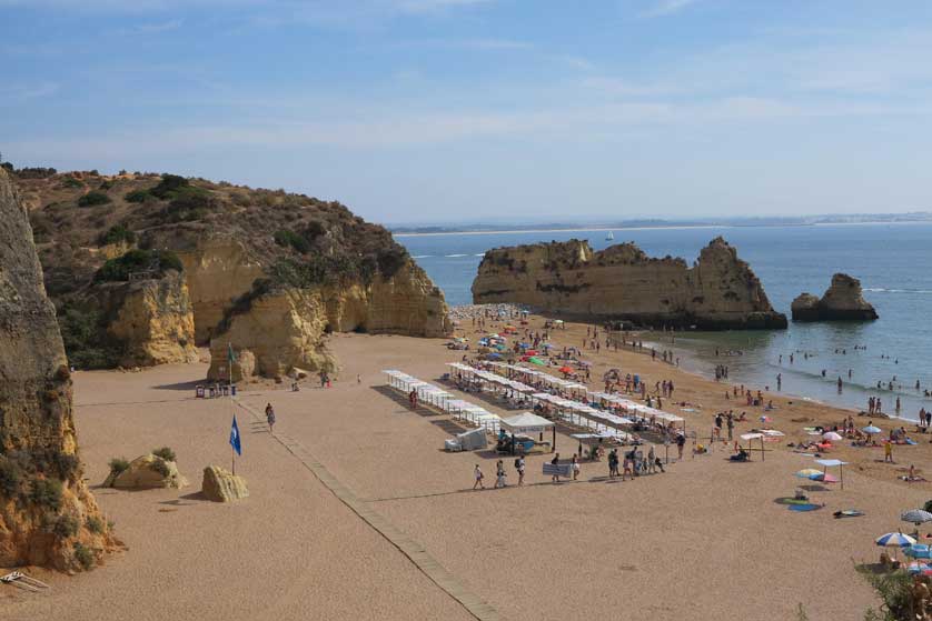 Praia da Dona Ana, Lagos, Algarve, Portugal.