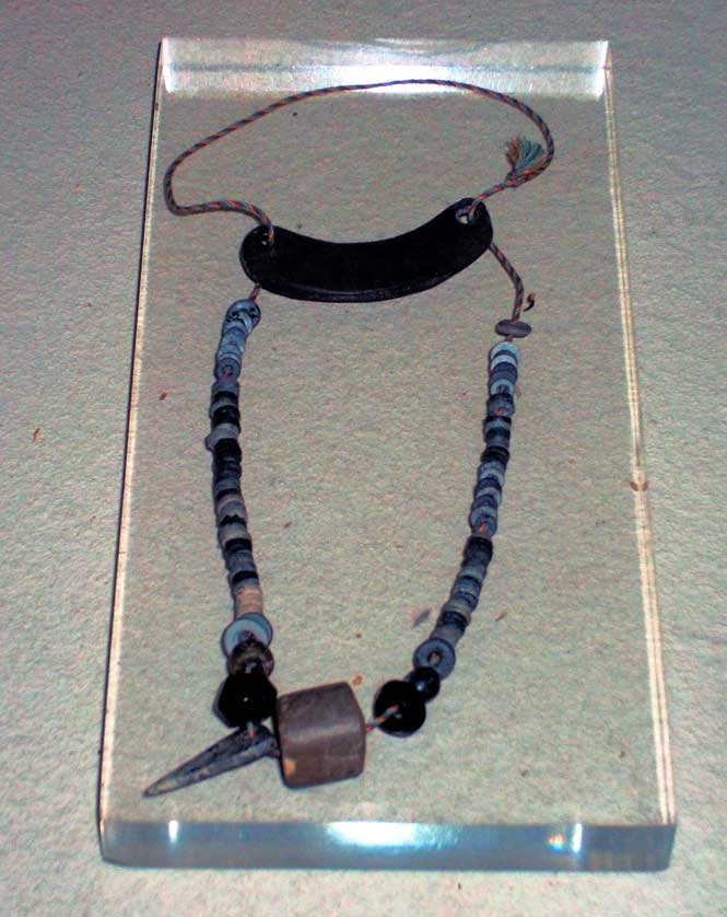 3rd millennium BCE necklace.
