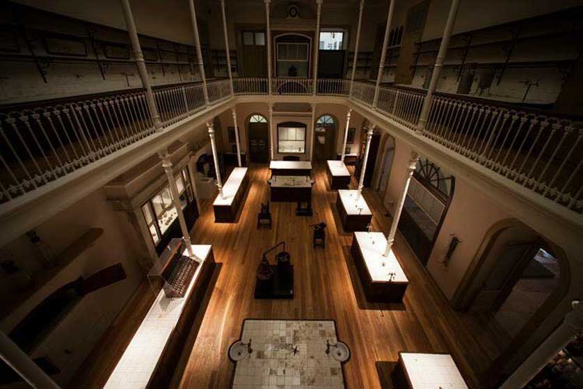 Inside the museum, Muhnac, Lisbon.