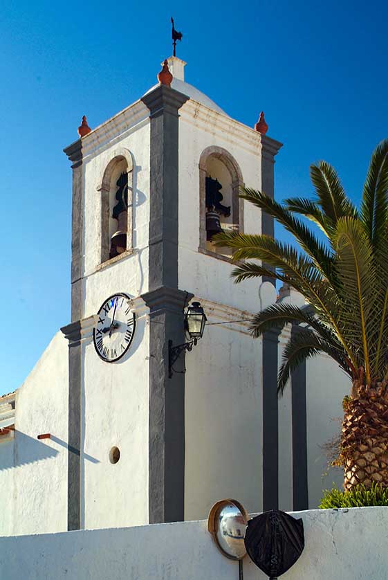 Igreja de N. Senhora da Piedade, Odeceixe, Algarve, Portugal.