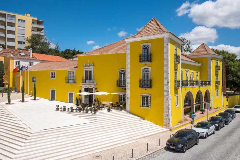 Paço de Arcos Station, Lisbon.