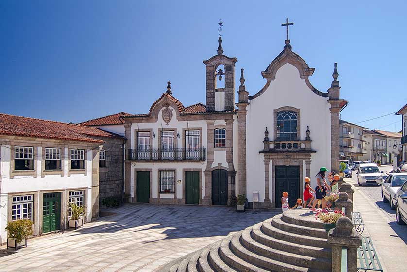 Igreja da Misericórdia de Ponte da Barca .