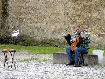 Street musician at Lisbon Castle.