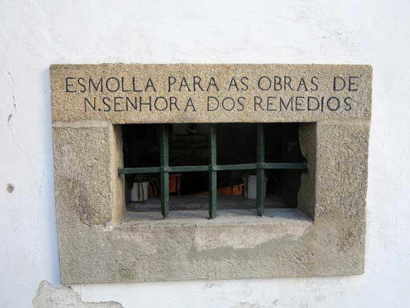 Inscription on the window lintel.