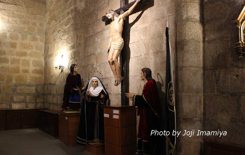 Image of the Crucifixion in the church.