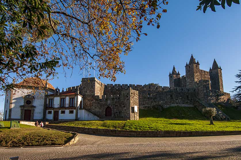 Castelo da Feira (Monumento Nacional).