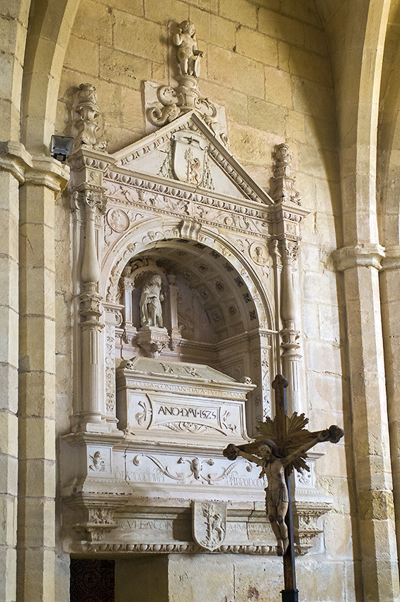 Tomb of D. Diogo Pinheiro, Tomar, Estremadura, Portugal.