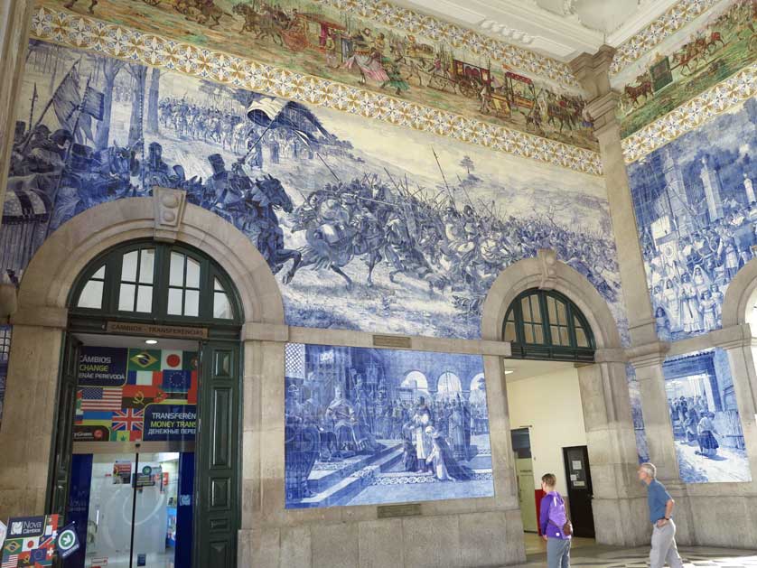 Sao Bento Station, Oporto, Portugal.