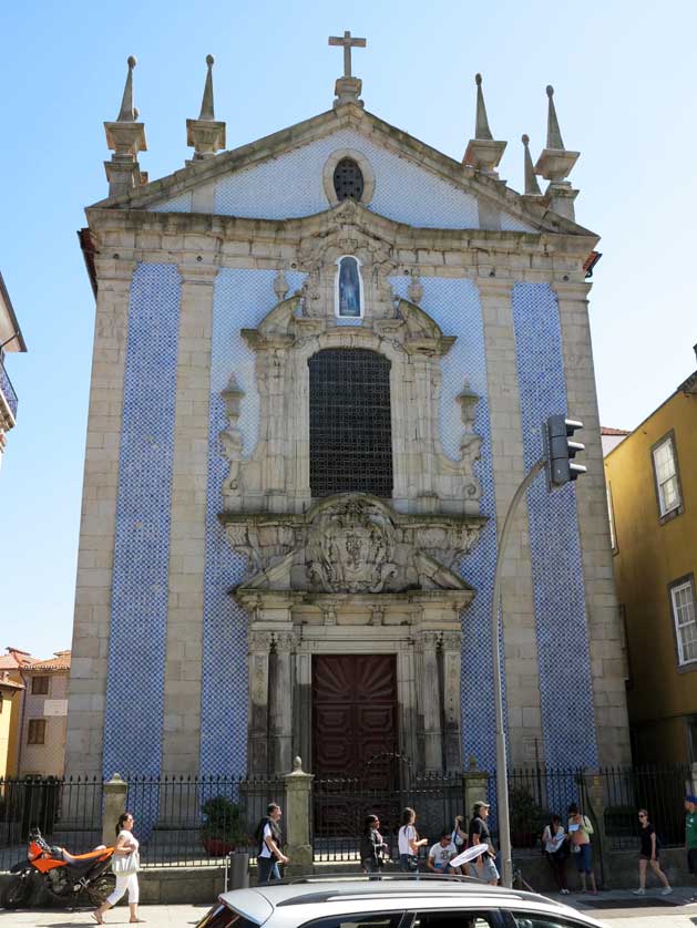 The church dates from 1671 when it replaced a small medieval chapel.