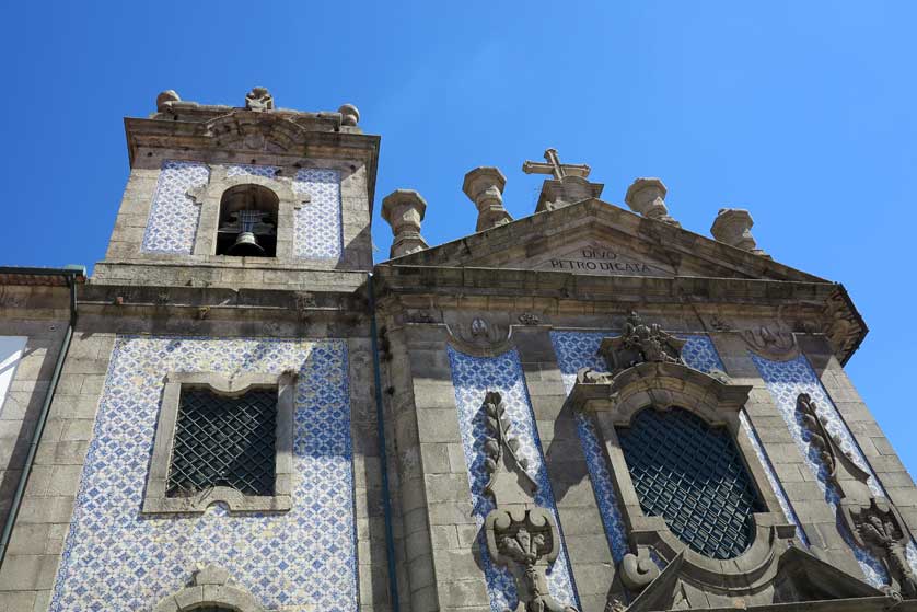 Igreja Paroquial de São Pedro de Miragaia, Porto, Portugal.