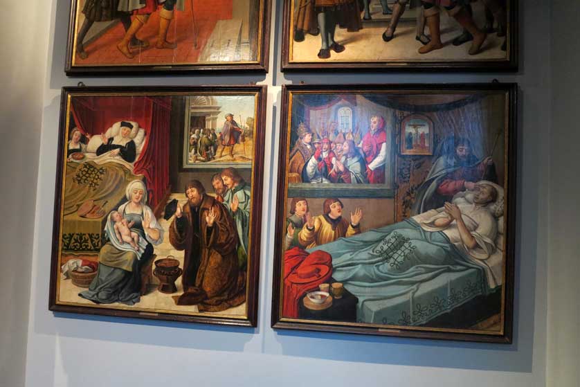 Panels relating to the life of Sanit Roch.