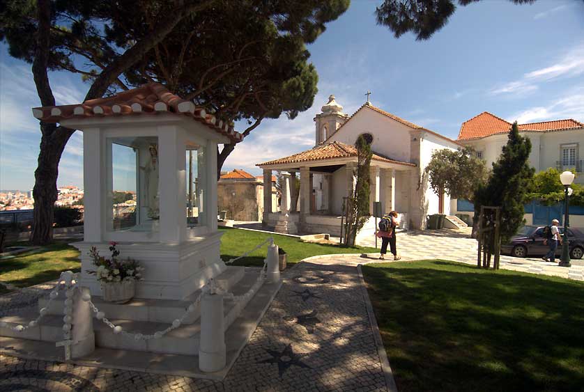 Capela de Nossa Senhora do Monte Capela de Nossa Senhora do Monte, Portugal.