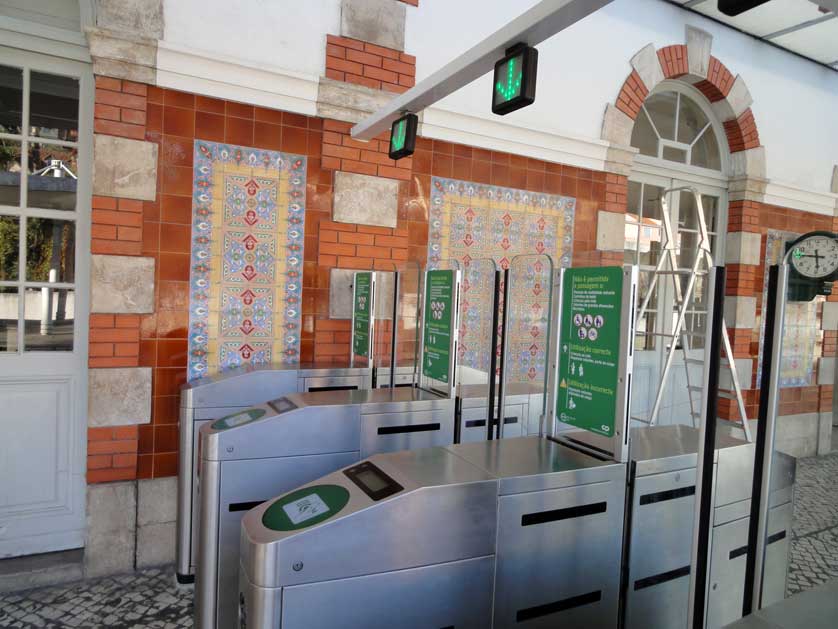 Ticket gates, Sintra Station, Sintra.