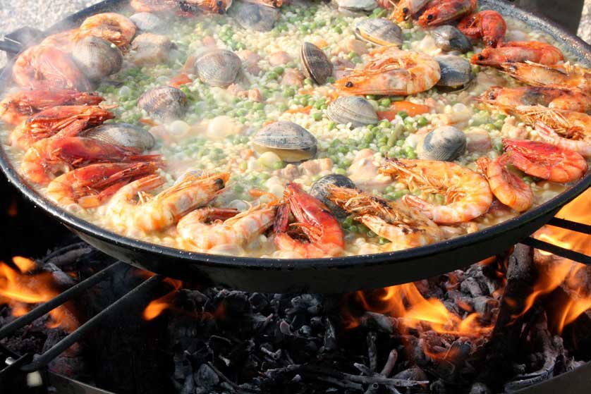 Spanish Food glossary - paella.