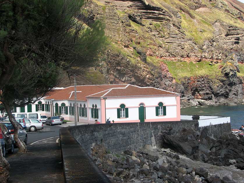Termas Do Carapacho hot spring resort, The Azores.
