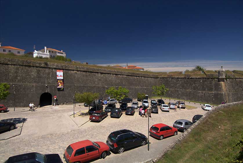 Fortifica&ccedil;&otilde;es da Pra&ccedil;a de Valen&ccedil;a do Minho (Monumento Nacional).