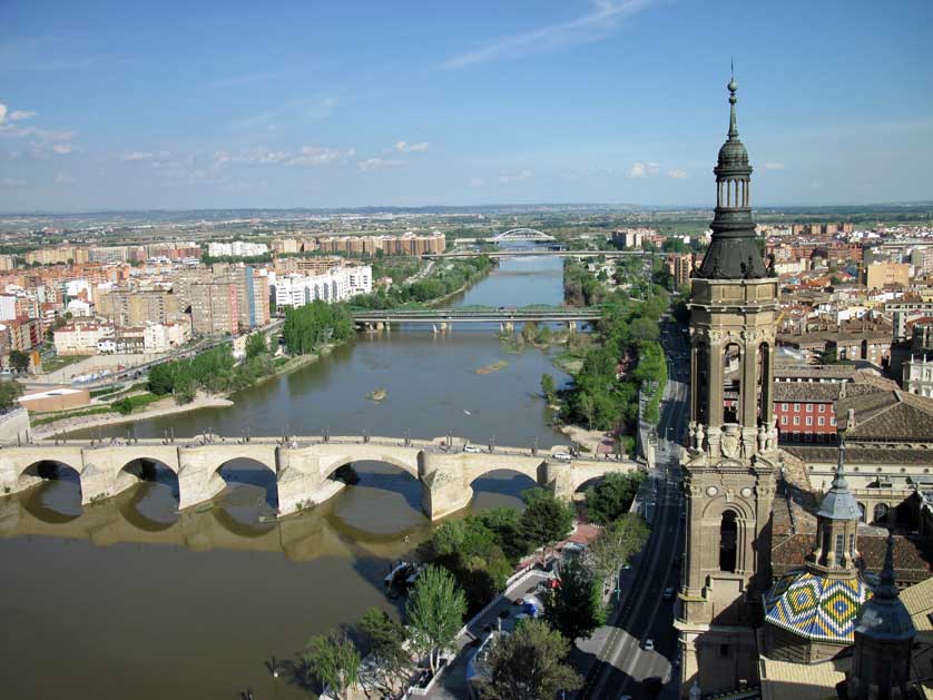 The Puente de Piedra, Spain.